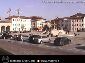 Preview webcam image Maniago - Piazza Italia