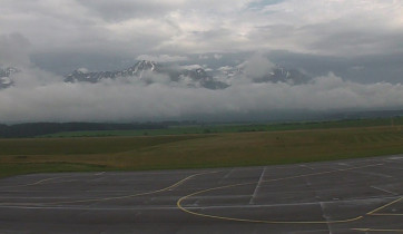 Preview webcam image Poprad - Airport