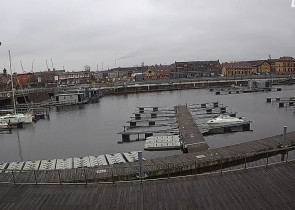 Preview webcam image Szczecin - North East port