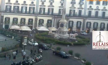 Preview webcam image Napoli -  Piazza dei Martiri