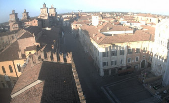 Preview webcam image Ferrara 